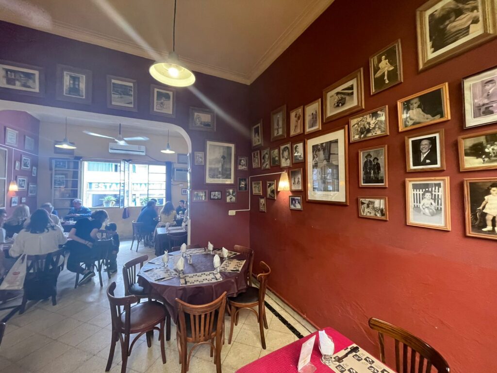bodegon la casa del francés en Nueva Córdoba interior